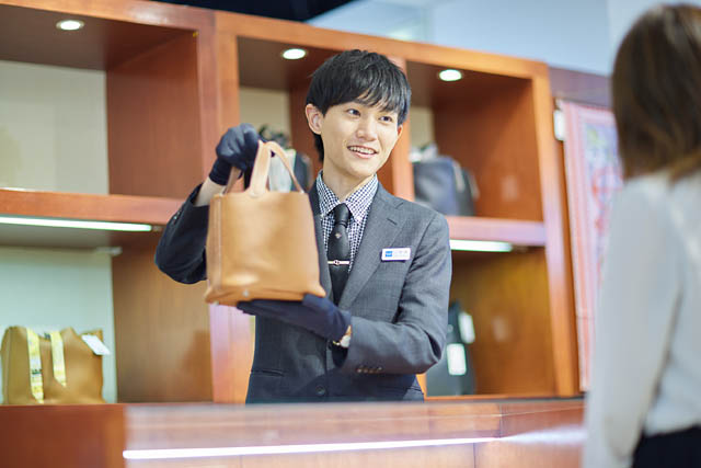 天神・大名に「コメ兵」の大型新店舗が3月オープン！ブランド買取＆販売で九人十色の宝探し - 九州最大級の品揃えに注目