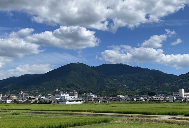 巡拝者減少が進む霊峰「若杉山」- 1200年の歴史が紡ぐ“祈りの山”の現在地