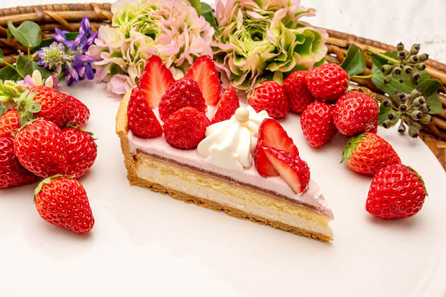 キル フェ ボン 春メニュー「旬のイチゴや柑橘が彩る季節限定タルト」登場