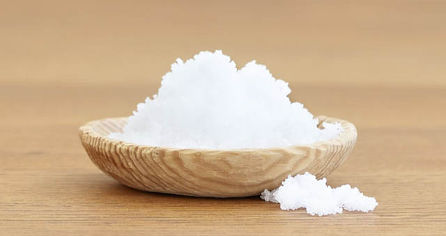 ピエトロ - 9年ぶりの新フレーバー。主力ドレッシングに新定番「うま塩」登場、熊本・天草の塩で勝負へ