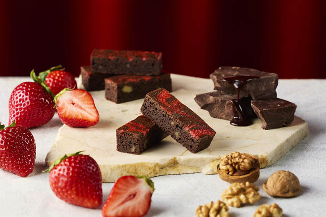 福岡市の花福堂 - 博多まっかな苺ブランドから新商品「博多まっかな苺のベルベットブラウニー」登場