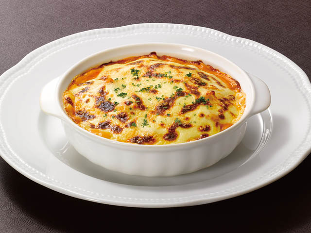 ロイヤルホスト 2月18日にグランドメニュー改定 - 定番メニュー「黒×黒ハンバーグ」の贅沢なコンビネーションが仲間入り