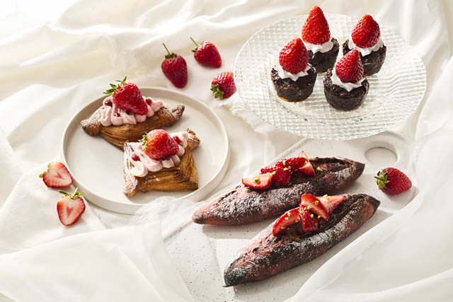 ブール アンジュ - 春を頬ばる、いちごが主役のご褒美パンが登場