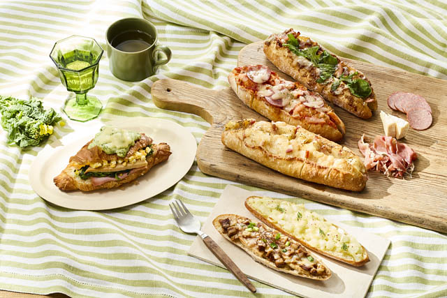 ブール アンジュ - 春を頬ばる、いちごが主役のご褒美パンが登場