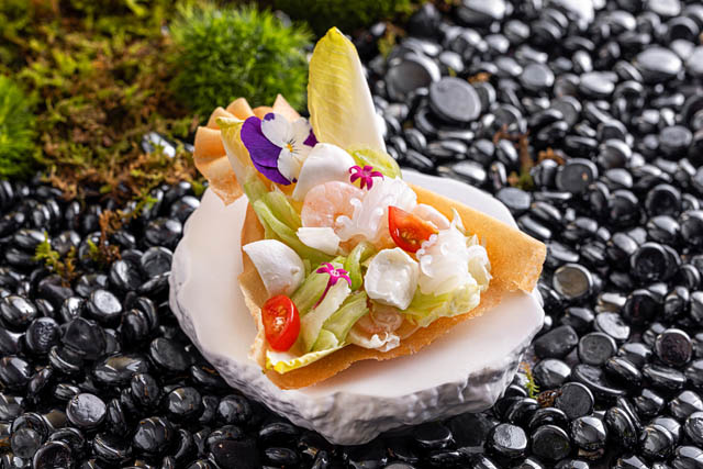 35階の絶景で楽しむ - ヒルトン福岡シーホークが「春～初夏限定の新感覚ランチ」を発表