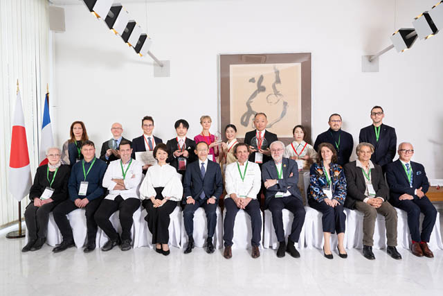 八女伝統本玉露が英仏の国際コンクールで金賞　パリではグランプリも受賞