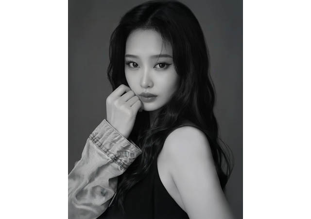 福岡を拠点に活動する女性アーティストRan. - 国際女性デーに八女の福島八幡宮とコラボ御朱印