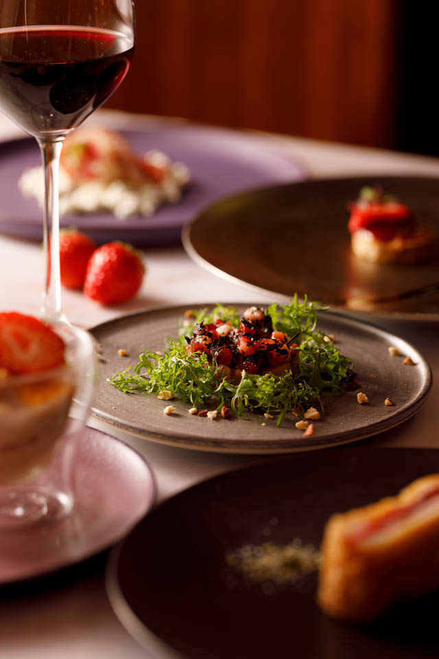 開業30周年記念 グランドハイアット福岡 - テーマ制を導入した「コンセプトディナーオーダービュッフェ」第一弾は"苺"