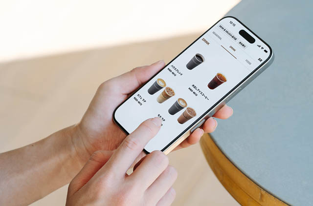 DEAN & DELUCAが「モバイルオーダー」導入 - アミュプラザ博多など対象、県産あまおうの限定特典も