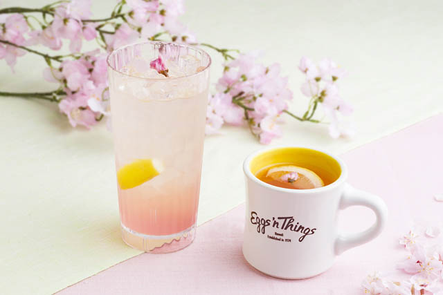 エッグスンシングス 鳥栖プレミアム・アウトレット店 -「桜ブロッサムパンケーキ」など春メニュー登場