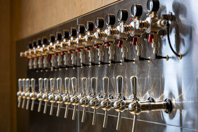 天神に泊まれるレストランが誕生へ - 九州初 タップカクテルや阿蘇の薪窯ピザに注目