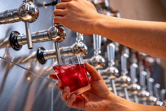 天神に泊まれるレストランが誕生へ - 九州初 タップカクテルや阿蘇の薪窯ピザに注目