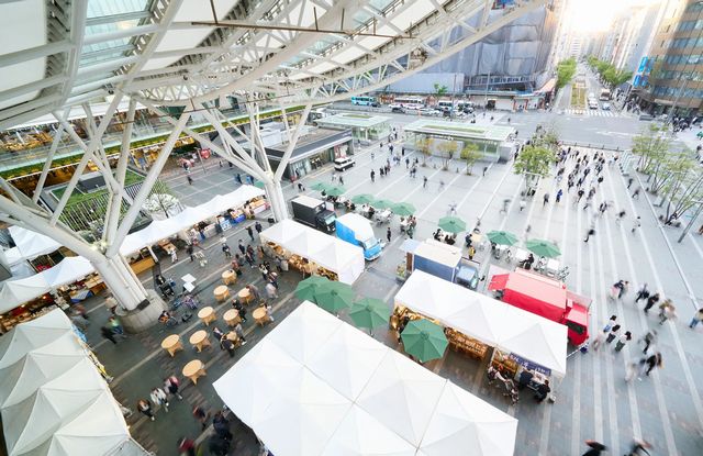 JR博多駅前広場「第1回 ハカタエシカルマーケット × 博多FARMERS MARKET」開催！