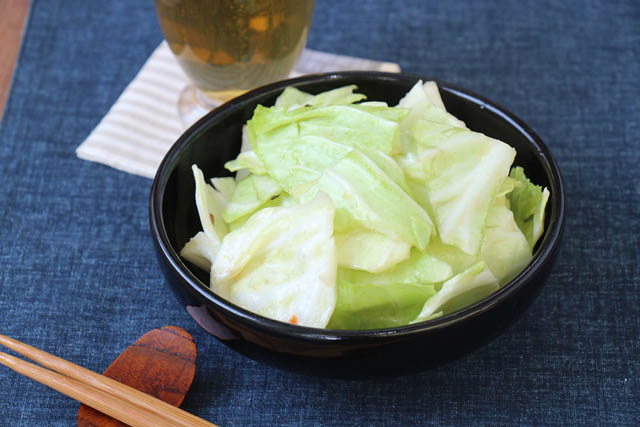 サラダコスモ×ピエトロ -「シャカシャカ振って食べるキャベツ」新発売