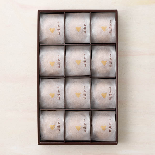 創業400年「千鳥饅頭総本舗」が主力商品を刷新 - 看板パッケージのリニューアルは最大20年ぶり