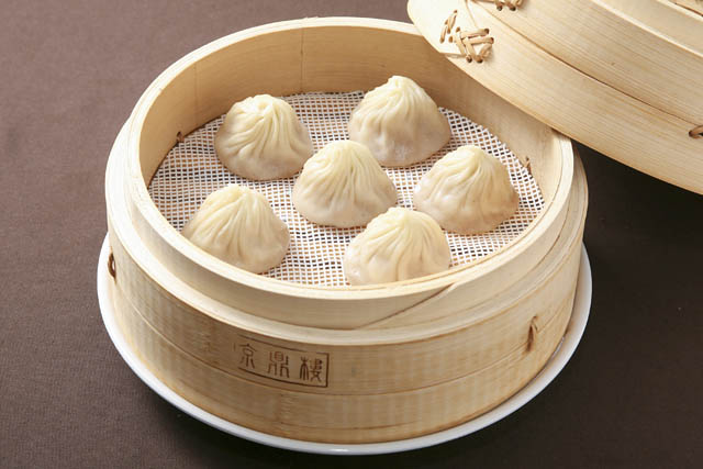 小籠包の名店 京鼎樓（JIN DIN ROU）周年祭 – 看板メニューの「京鼎小籠包」が通常の半額で提供へ