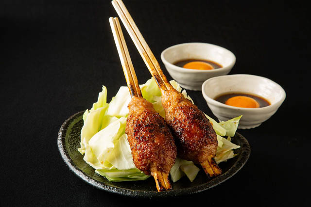 看板のない隠れ家焼き鳥店「ちんぷんかんぷん春吉店」がリニューアルオープン - 古民家の風合いを活かした空間へ