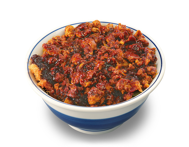 カツ、肉にうまる。全力飯かつや。ボリューム満点「肉あんかけロースカツ丼」新登場