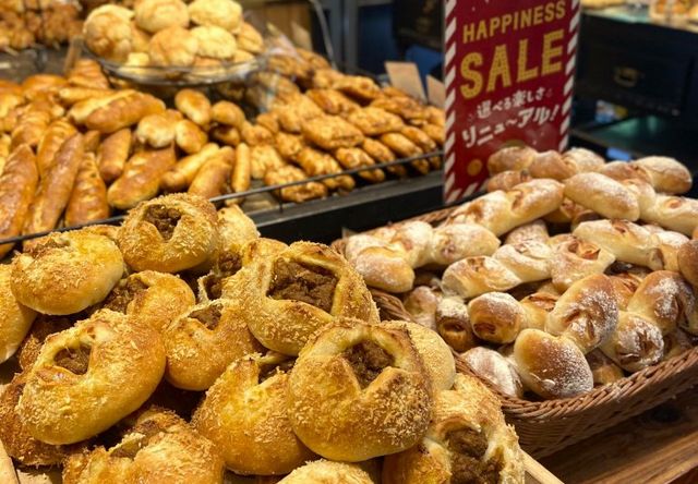 対象のパンが128円！ハートブレッドアンティーク「ハピネスセール」開催！