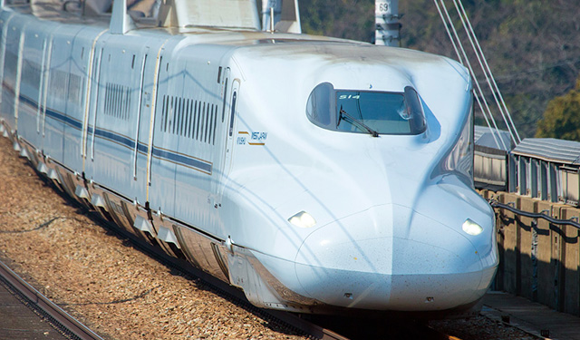 JR九州 – 好評につき4月分「みずほPayPayドーム福岡」「マリンメッセ福岡」コンサートに伴う臨時特急列車・新幹線を追加で増発