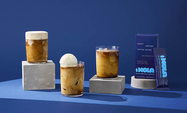 ブルーボトルコーヒーの夏を彩る – 甘くクリーミーなアイスコーヒー「NOLA」が今年も登場